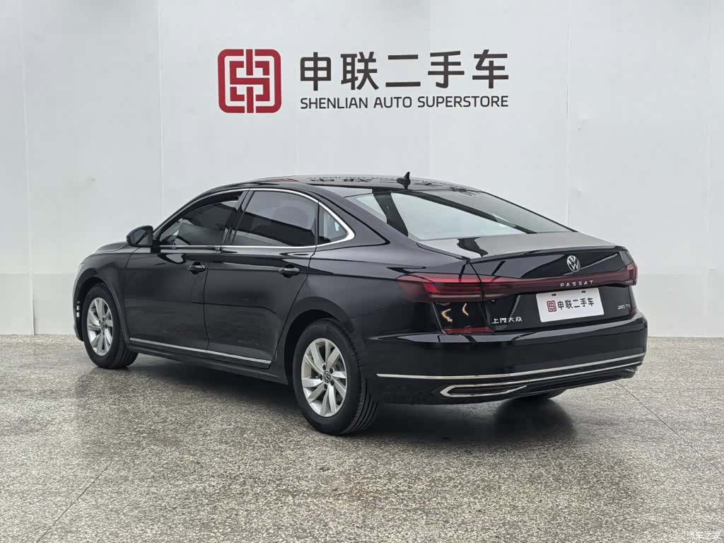 Volkswagen Passat, 2025 3