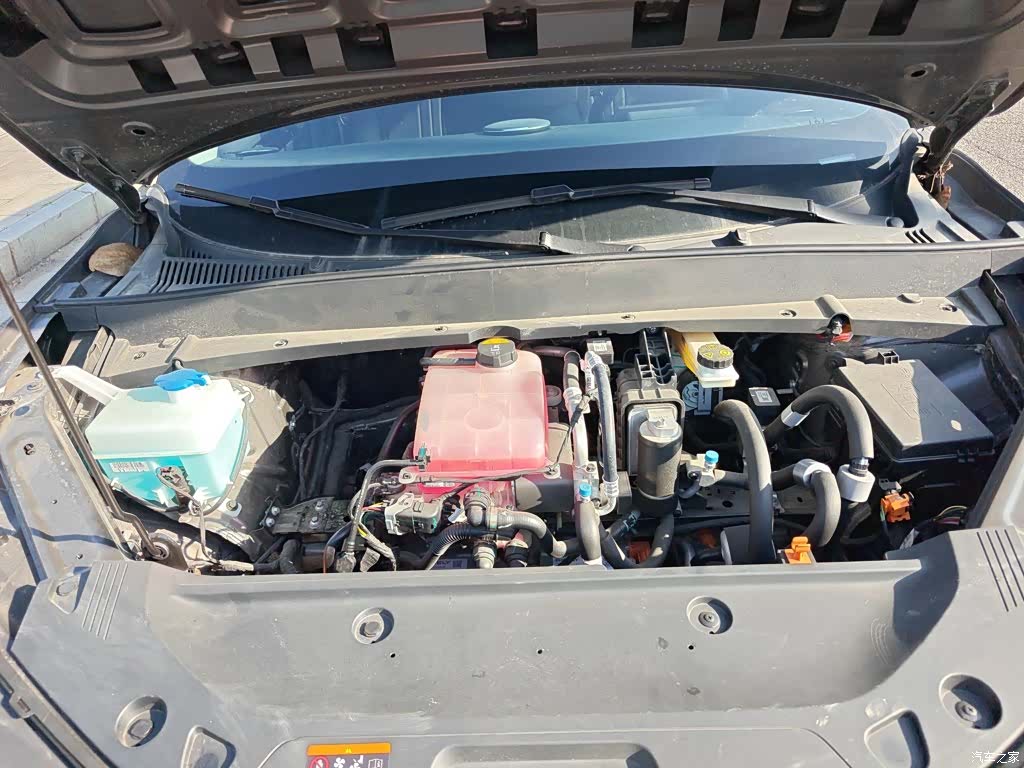 Geely Galaxy E5, 2025 16