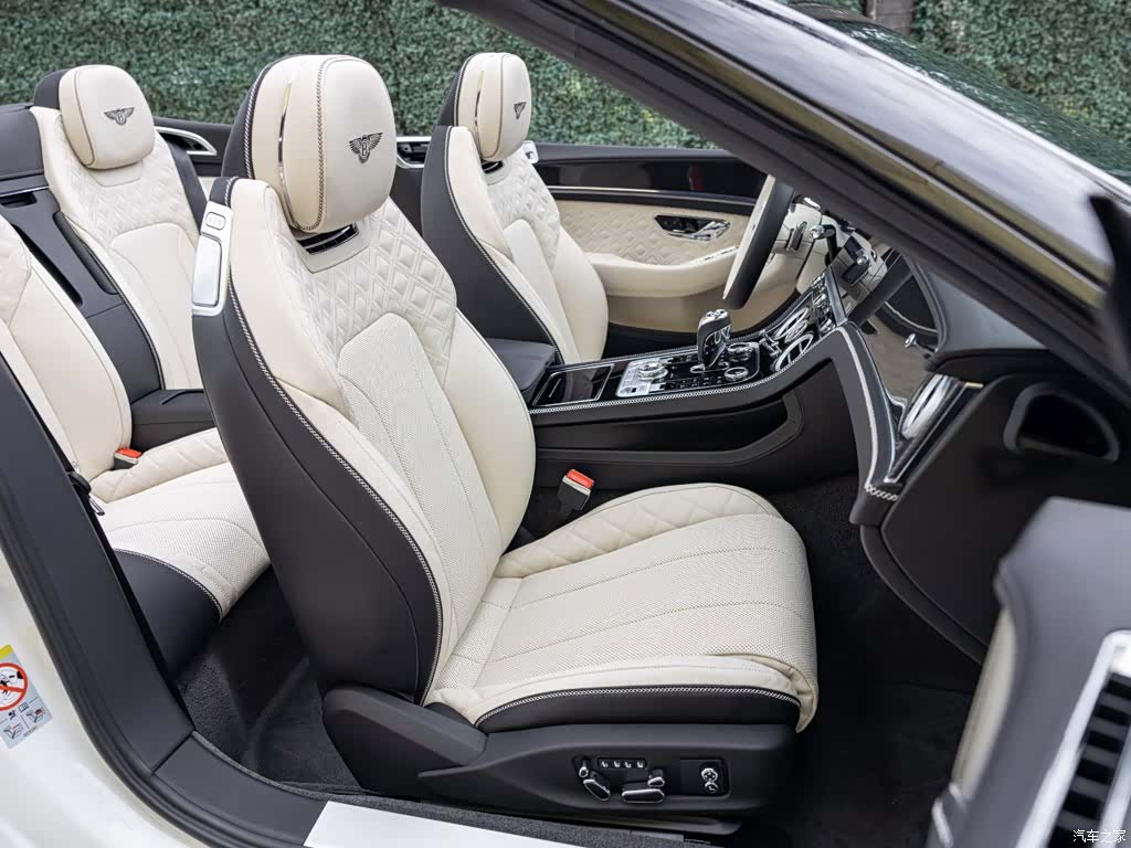 Bentley Continental GT, 2022 19