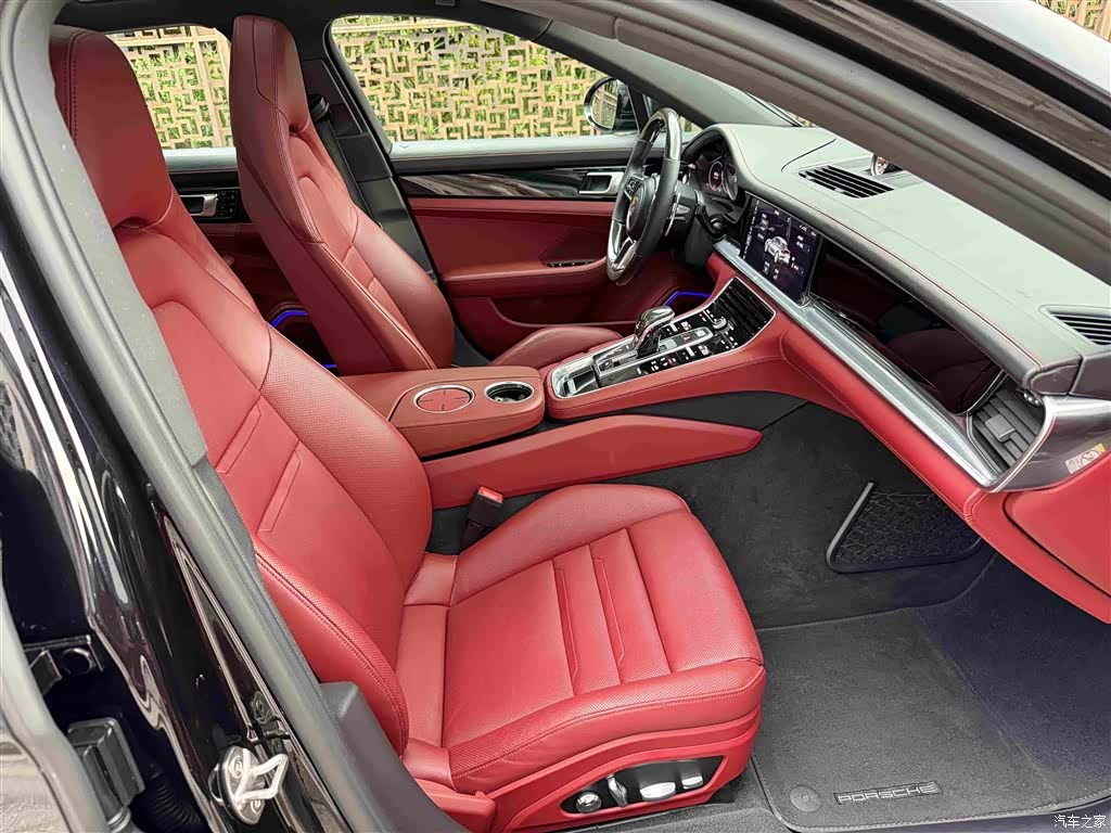 Porsche Panamera, 2019 10