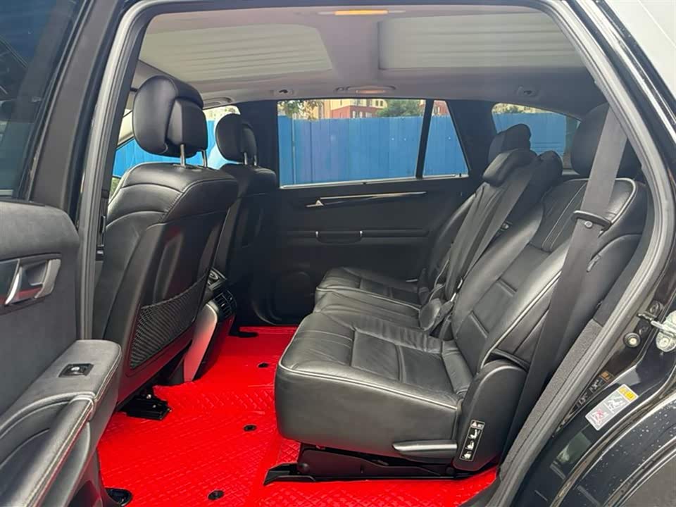 Mercedes-Benz R-class