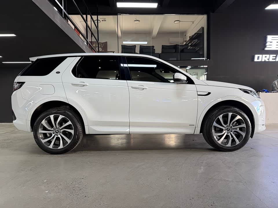 Land Rover Discover sports