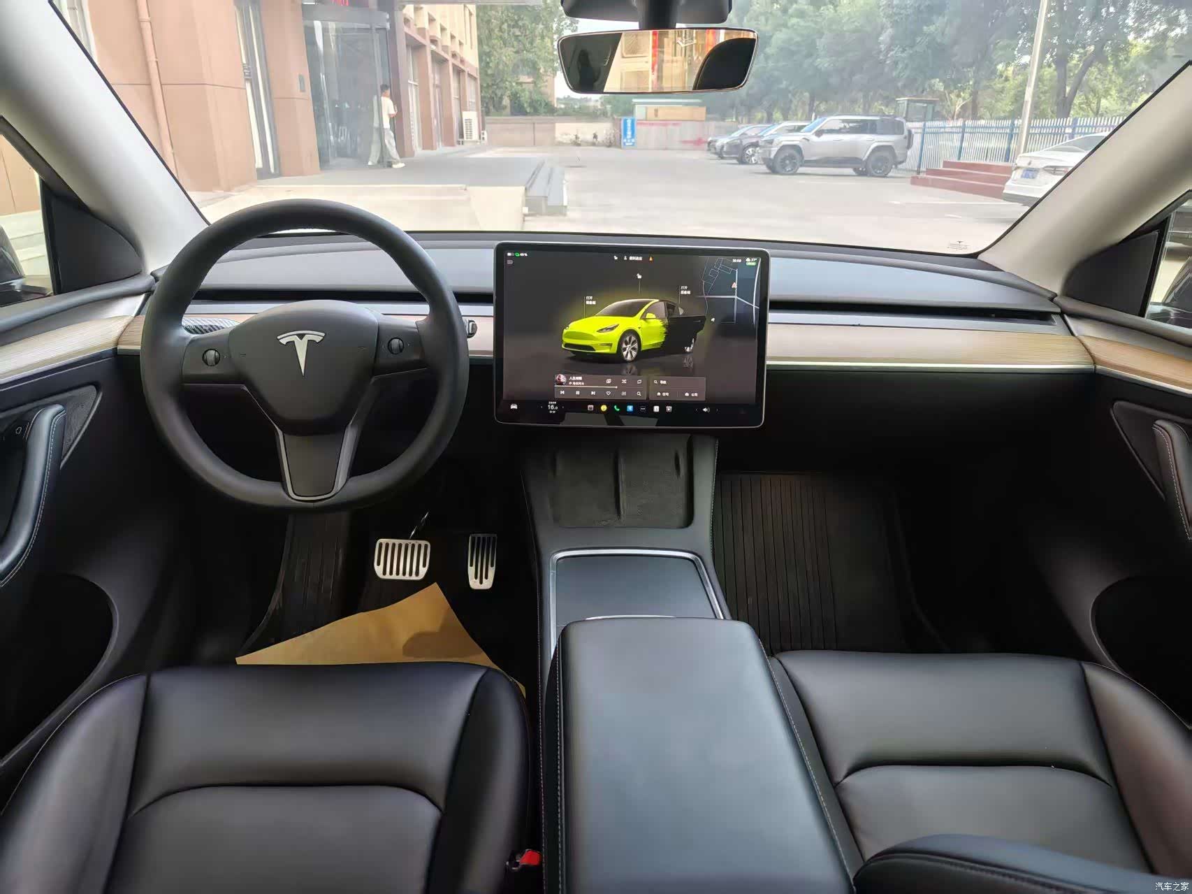 Tesla Model Y, 2022 все фото