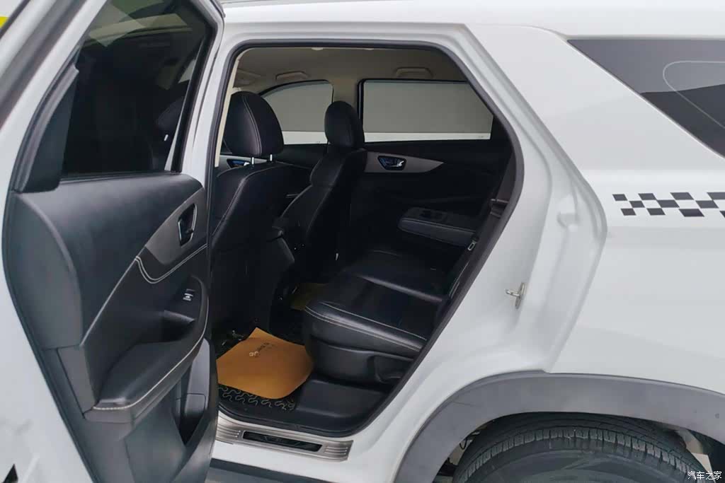 DongFeng S560, 2019 11