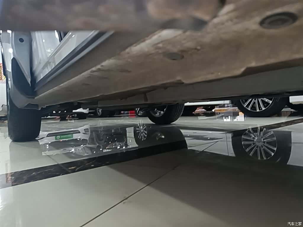 Toyota Frontlander, 2025 21