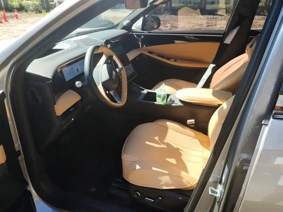 Geely Galaxy Galaxy L7