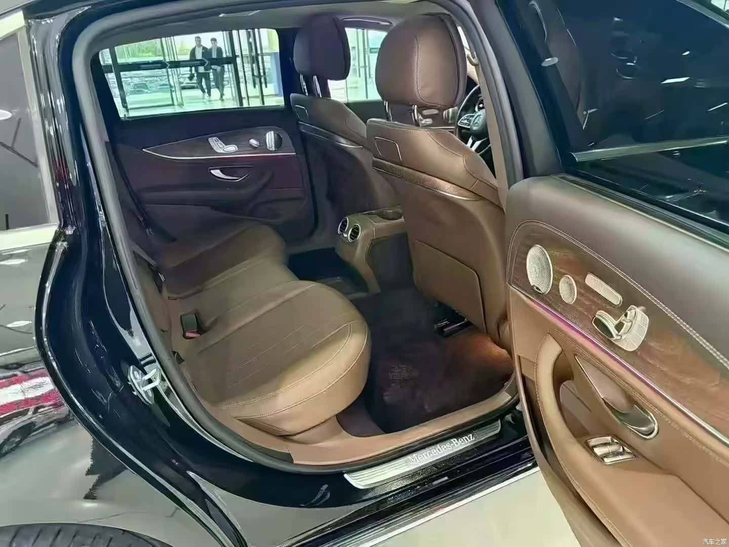 Mercedes-Benz E-Class, 2019 3