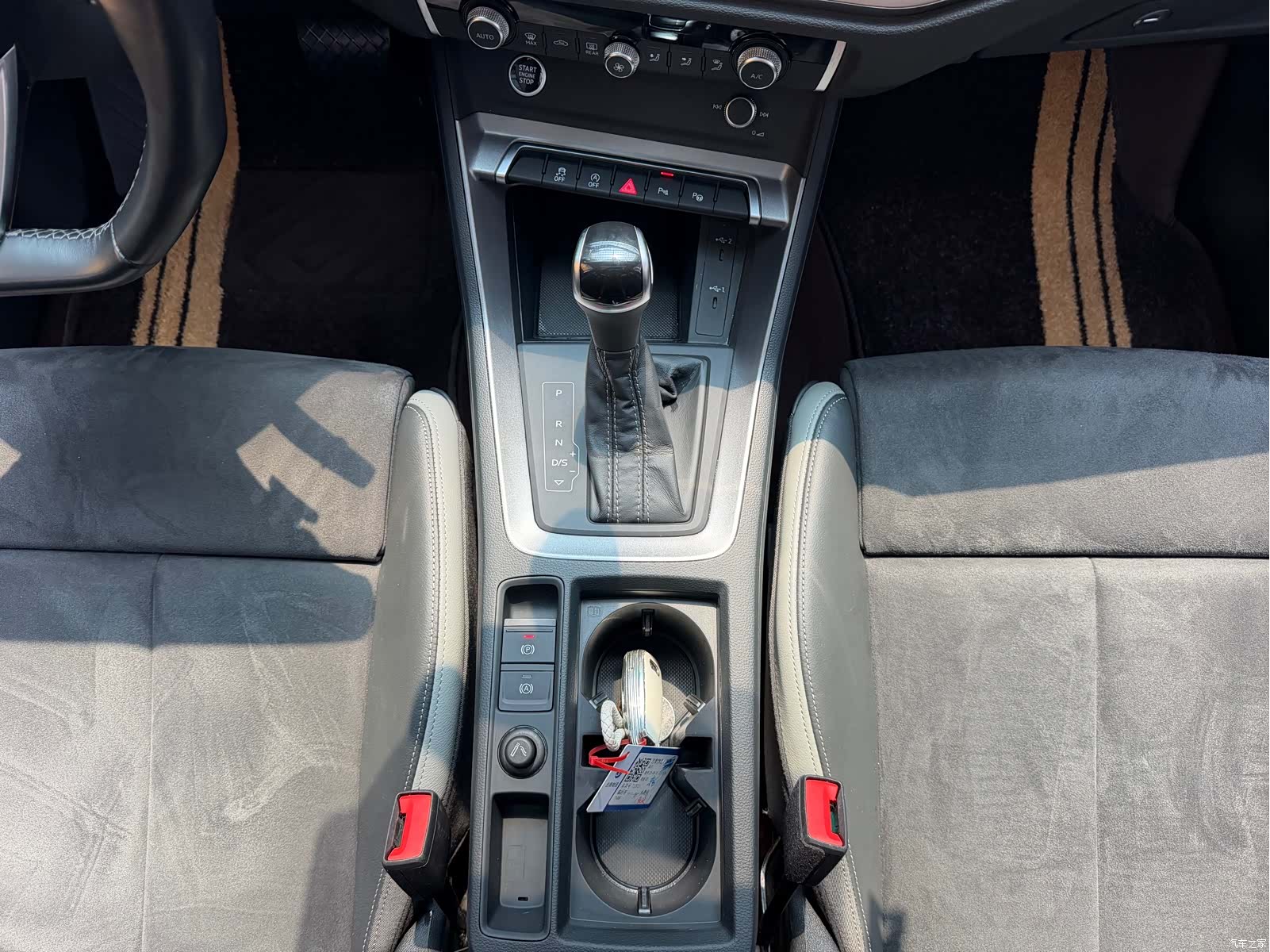Audi Q3, 2022 13