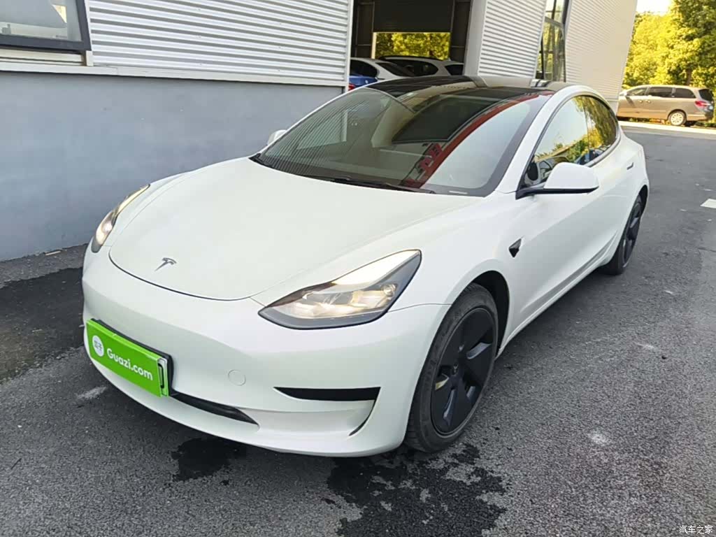 Tesla Model 3, 2021 1