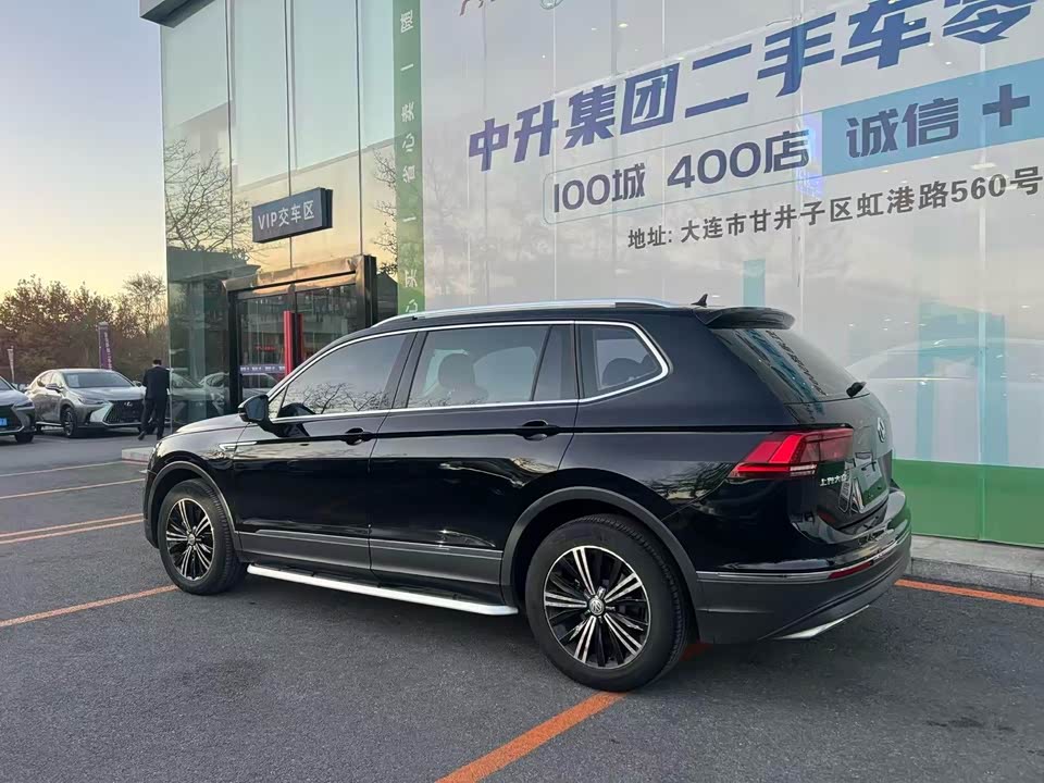 Volkswagen Tiguan L
