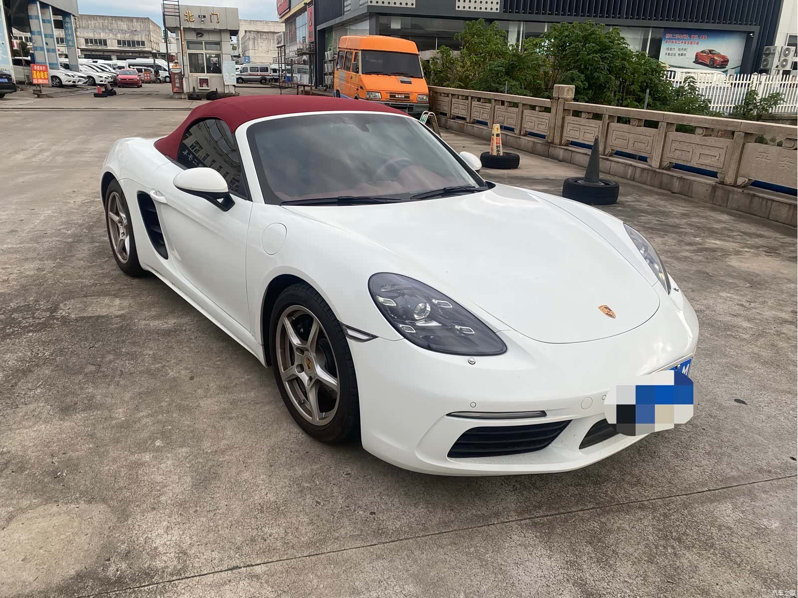 Porsche Boxster, 2024 2