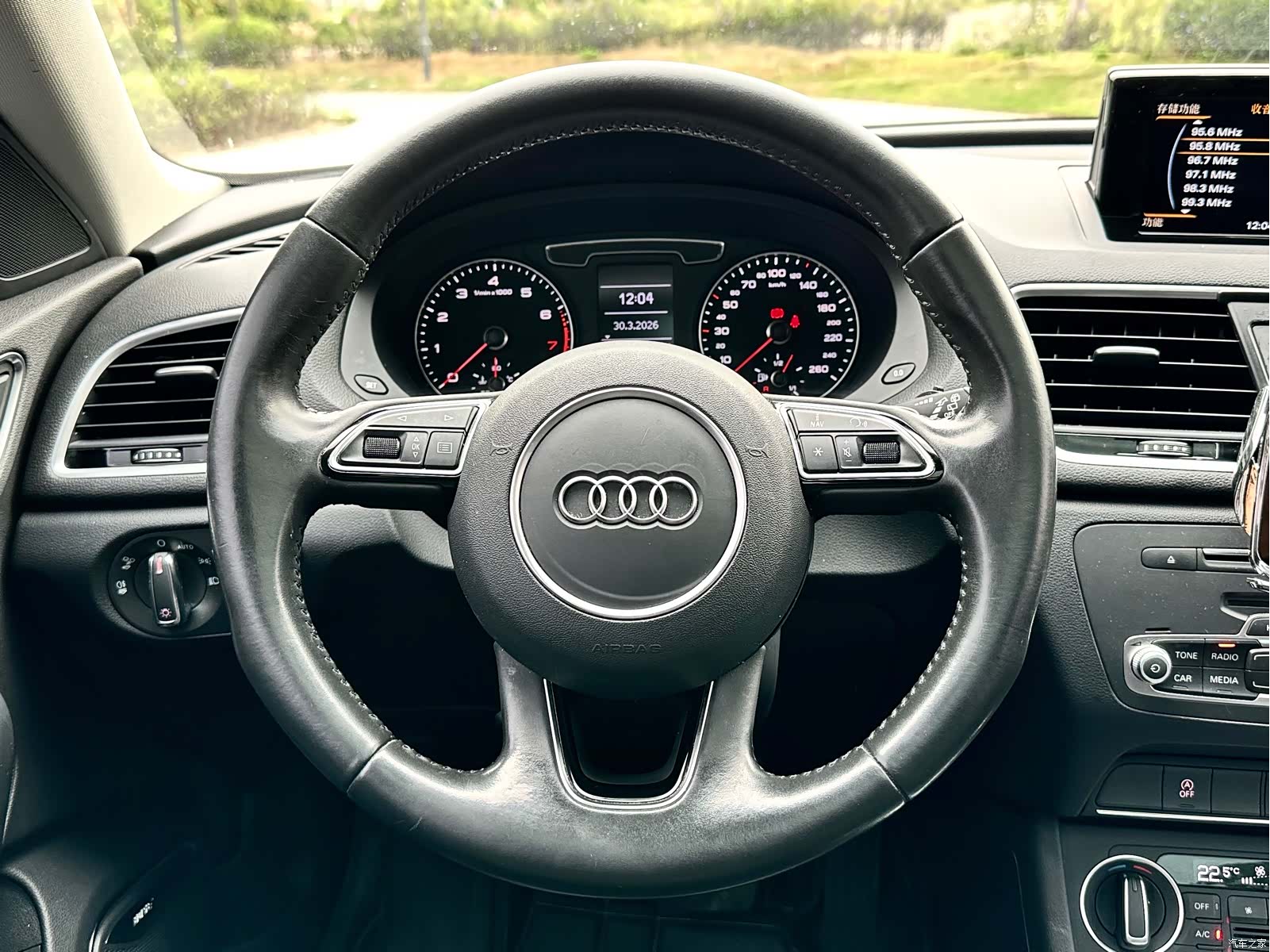 Audi Q3, 2019 11