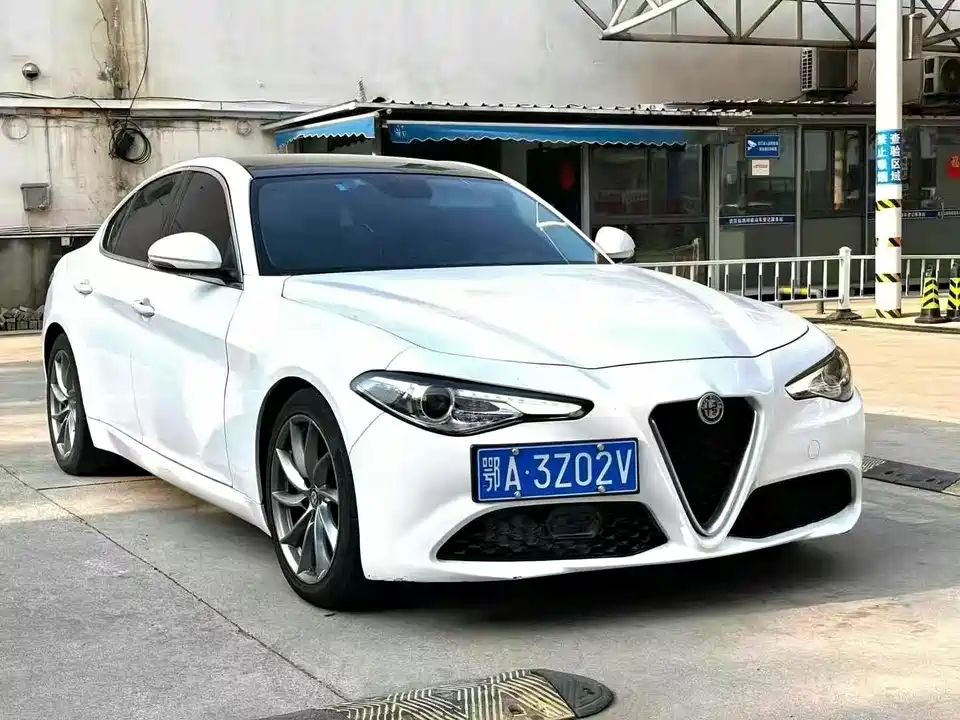 Alfa Romeo Giulia