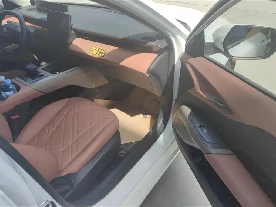 Changan A05