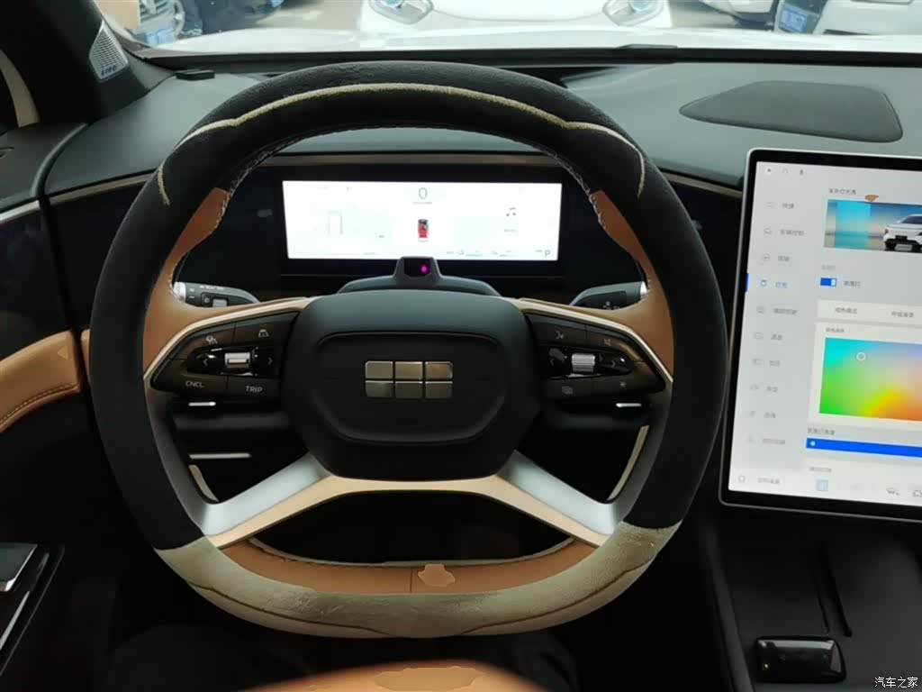 Geely Galaxy L7, 2024 11