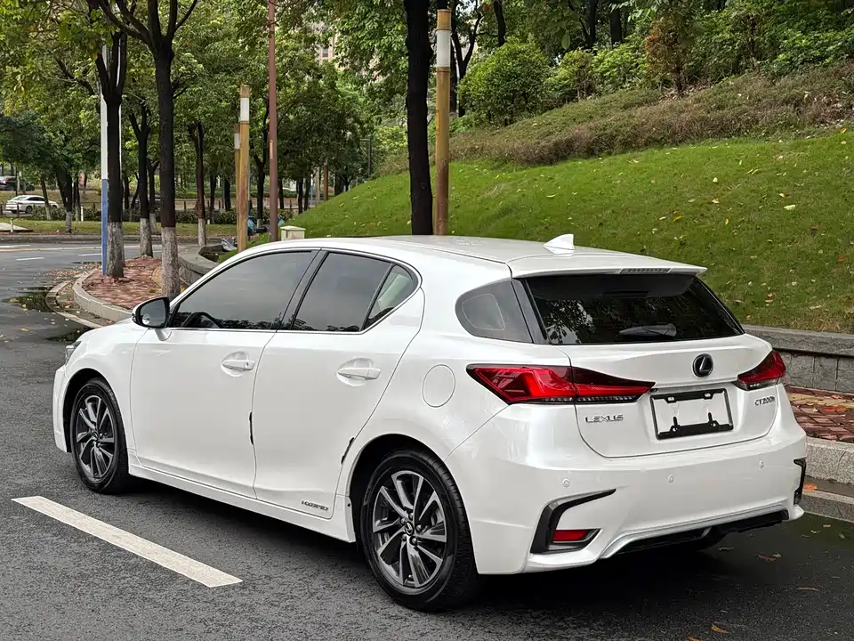 Lexus CT