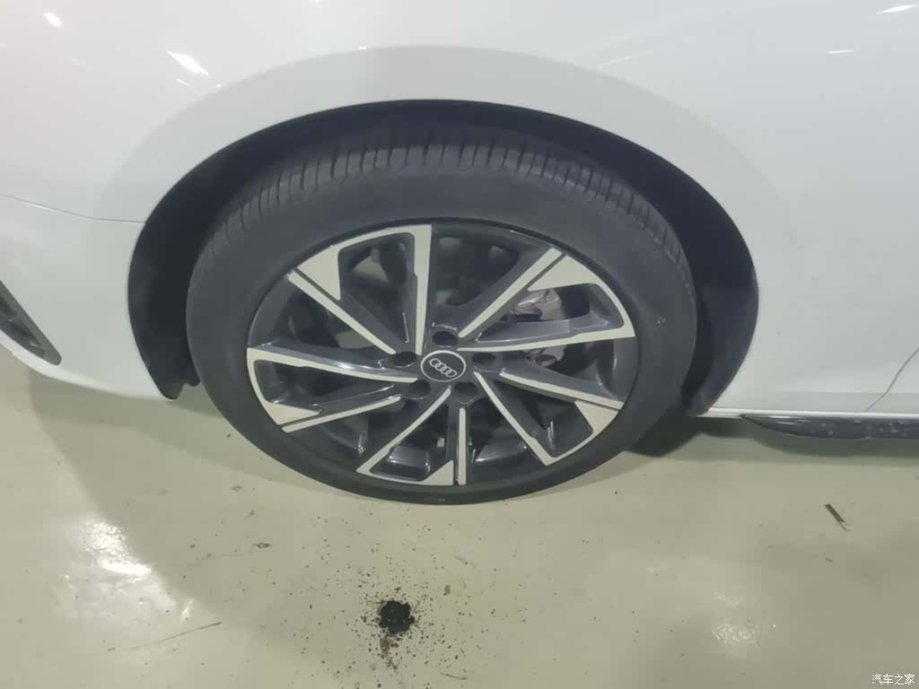 Audi A4L, 2023 23