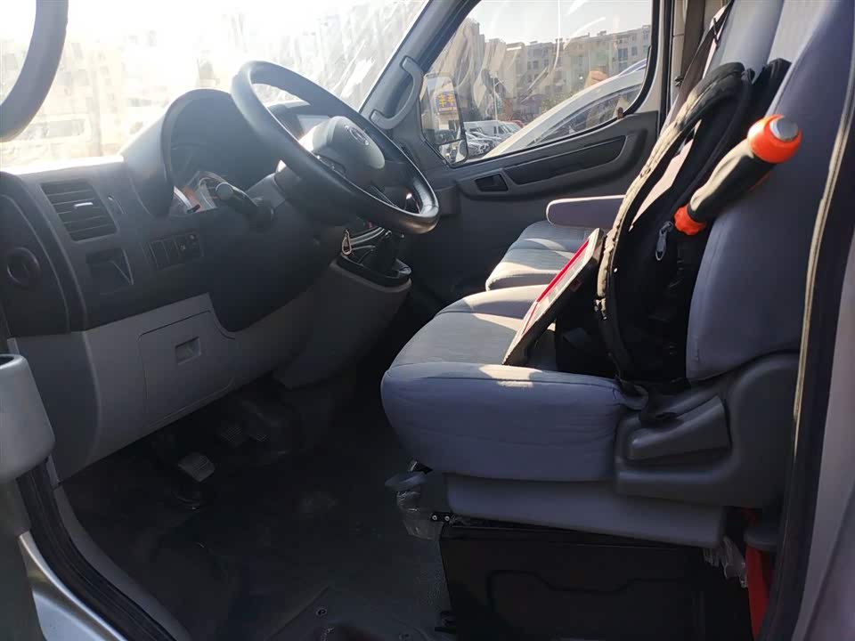 Dongfeng Yufeng Yufeng