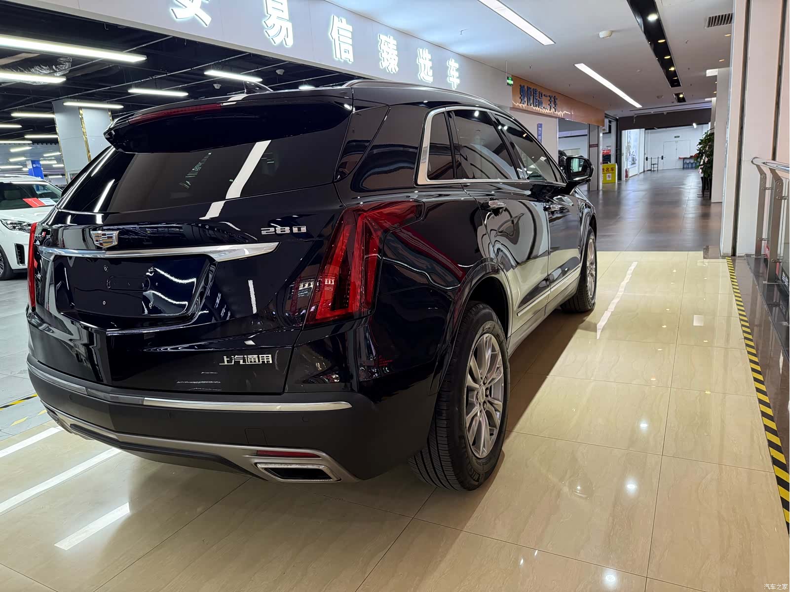 Cadillac XT5, 2021 6