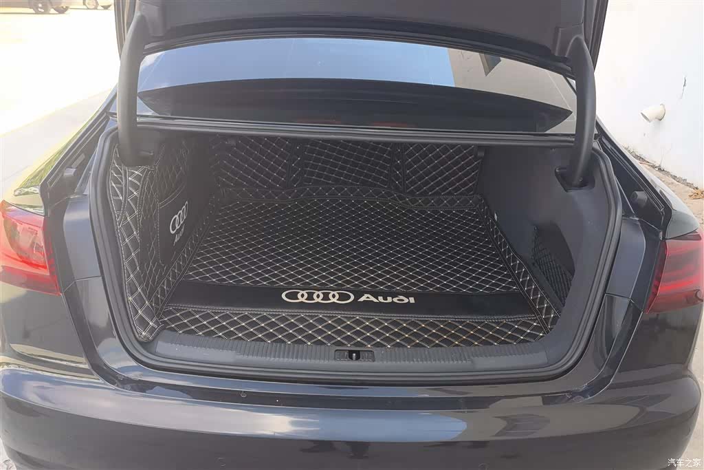 Audi A6L, 2018 4