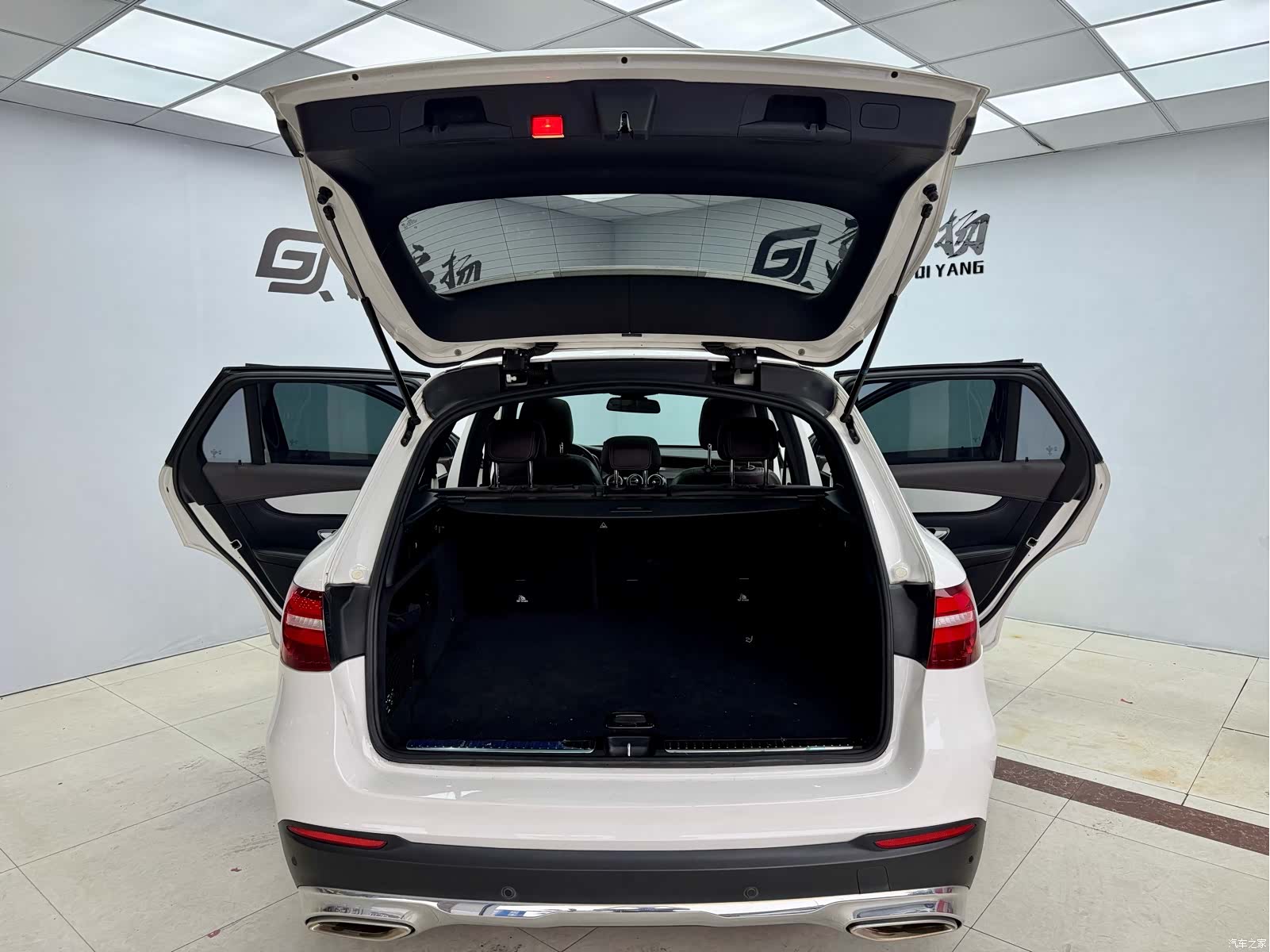 Mercedes-Benz GLC, 2018 20