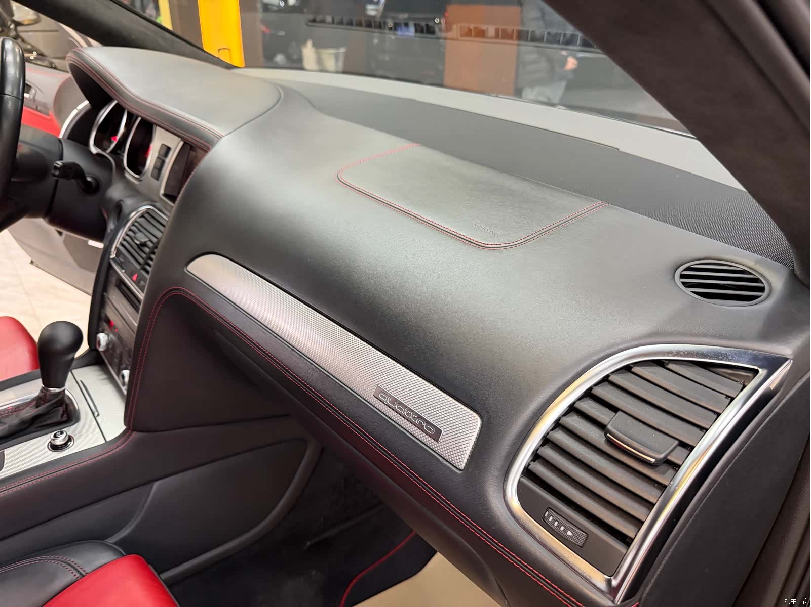 Audi Q7, 2011 25