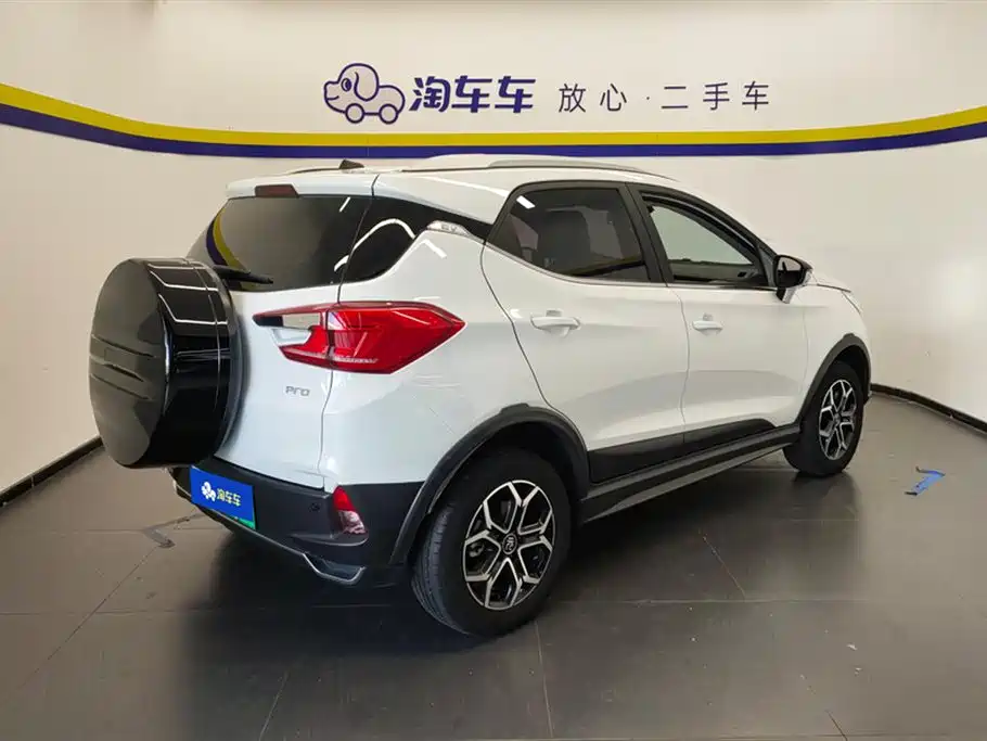 BYD Yuan Pro BYD Yuan Pro