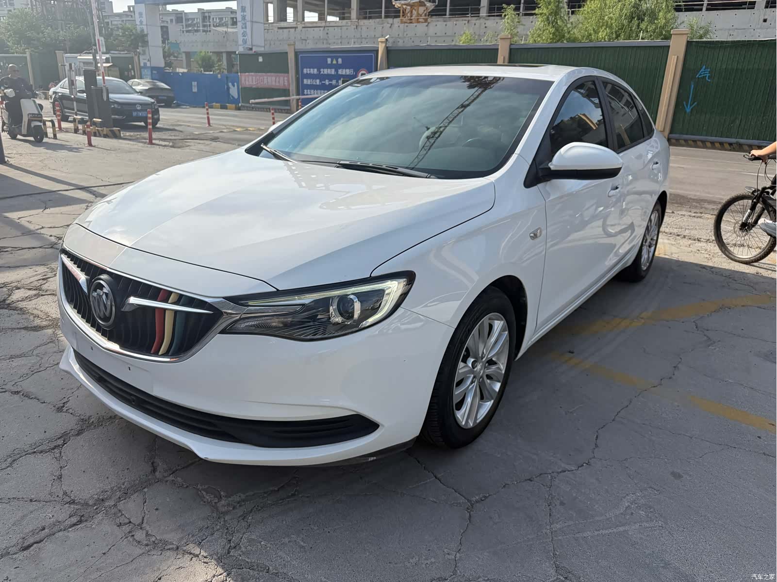 Buick V, 2018 1