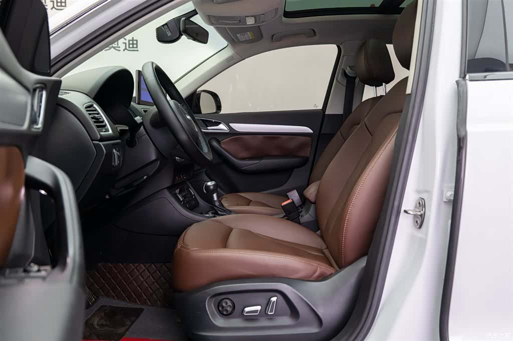 Audi Q3, 2018 10