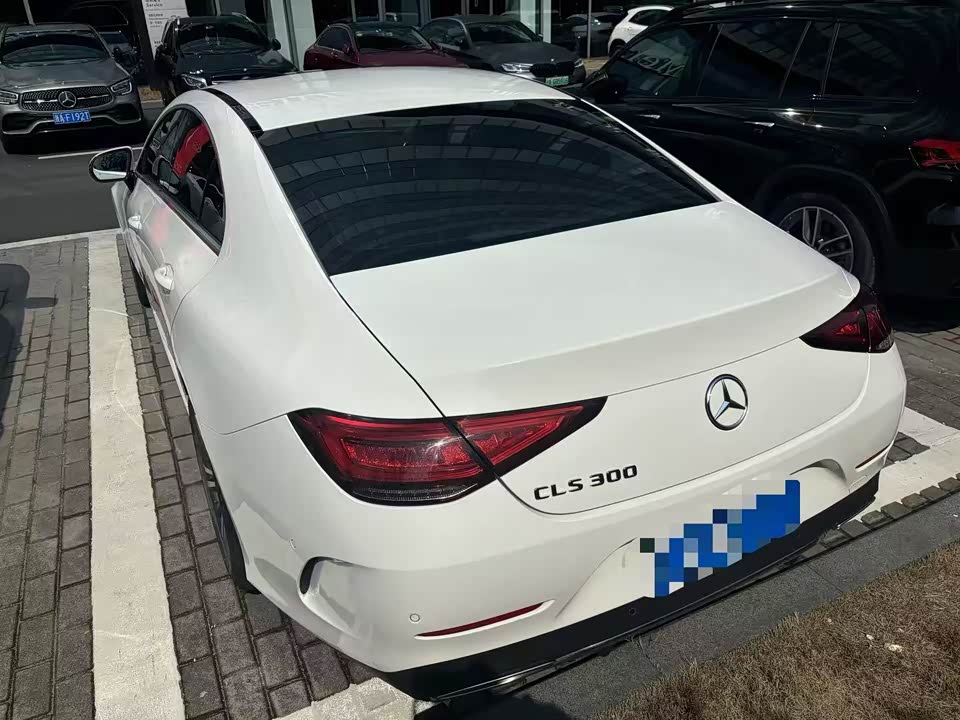 Mercedes-Benz CLS