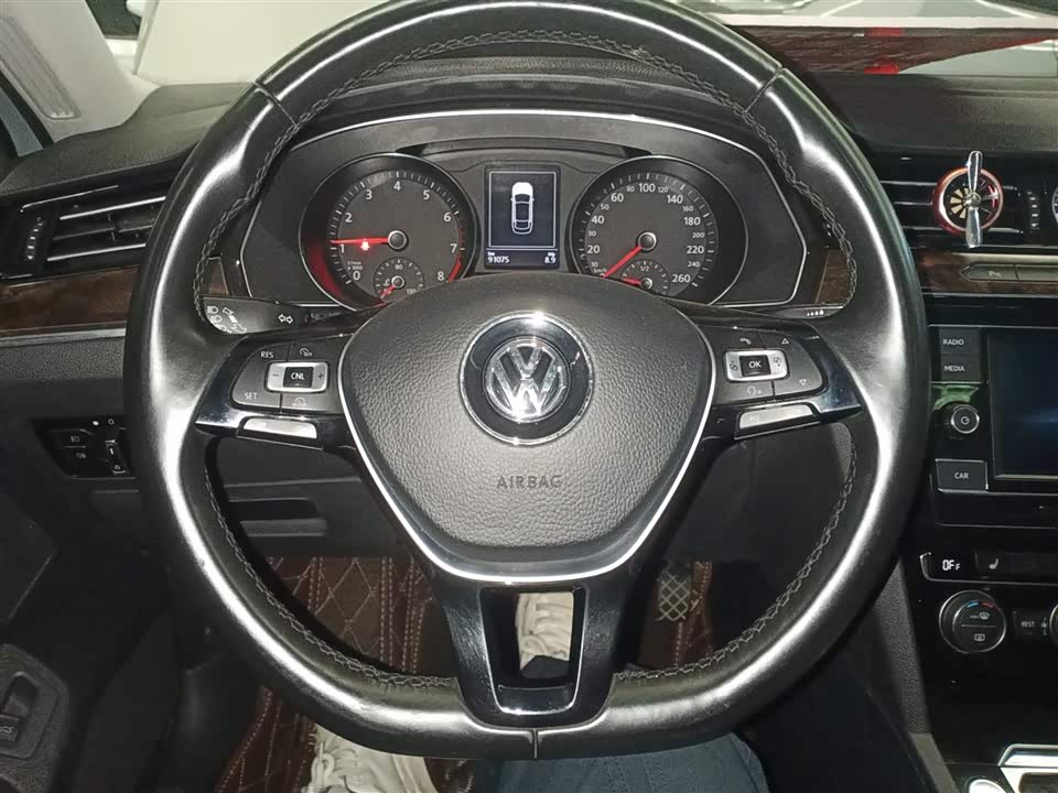 Volkswagen Magotan