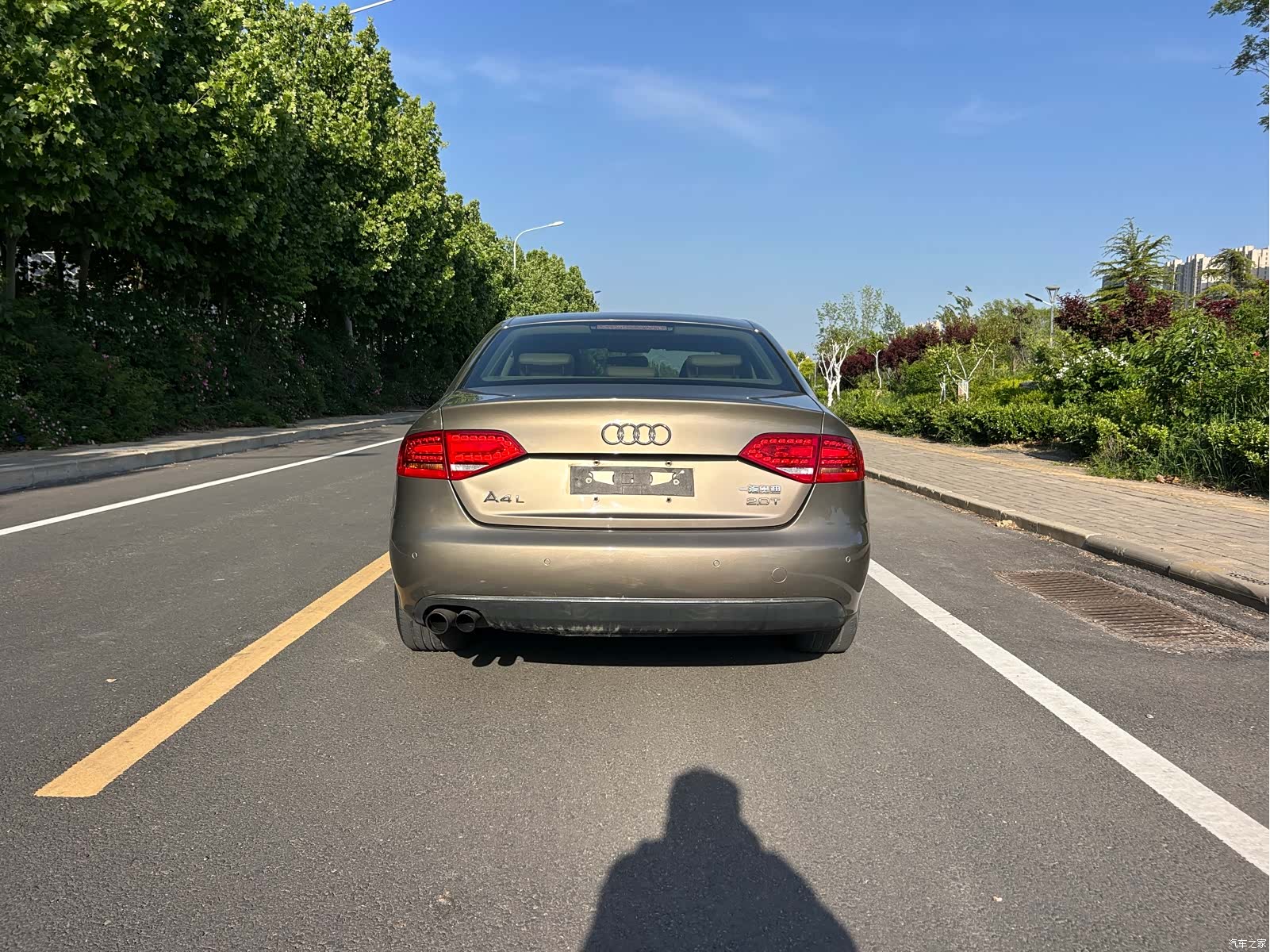 Audi A4L, 2011 6