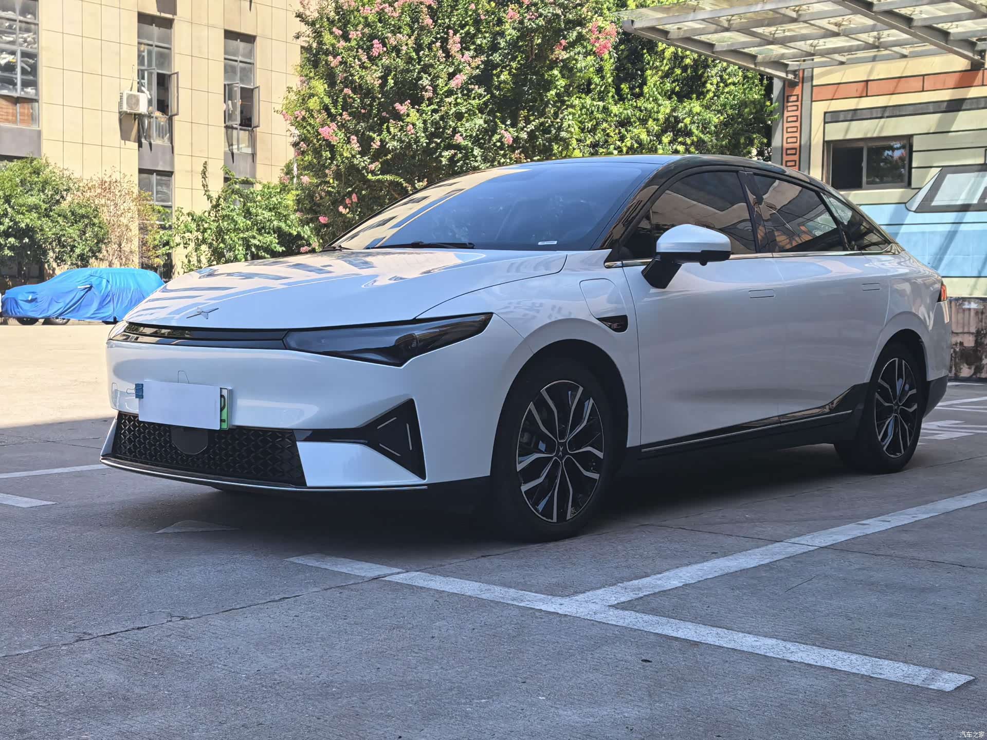 Xpeng P5, 2022 1