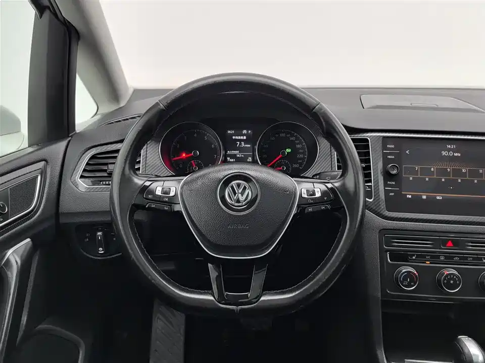 Volkswagen Golf*Jiayu