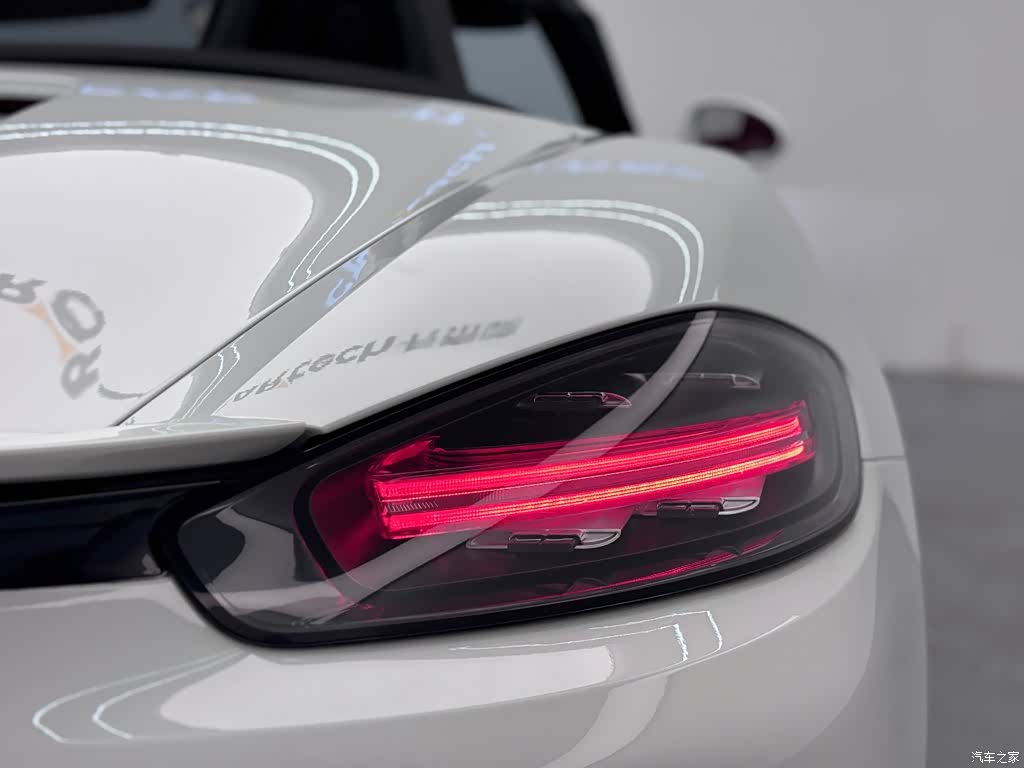 Porsche Boxster, 2020 13