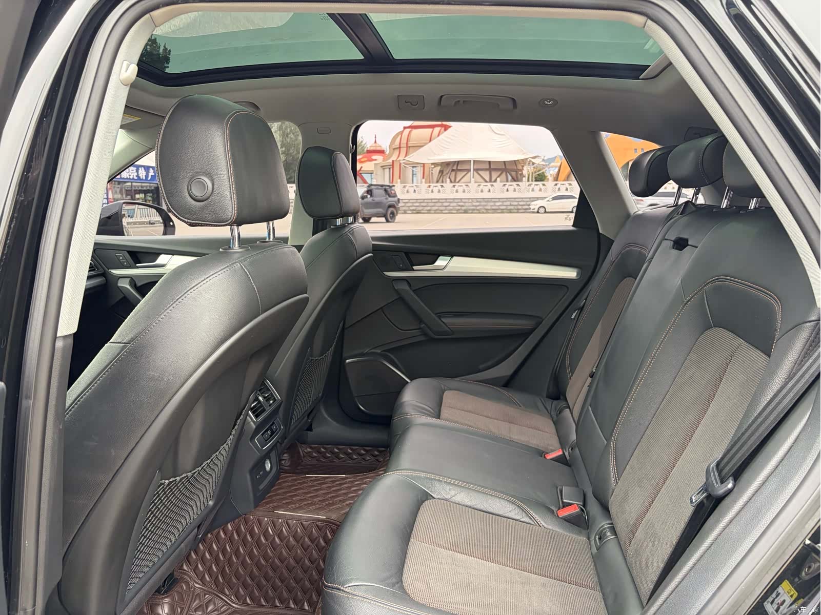 Audi Q5L, 2019 6