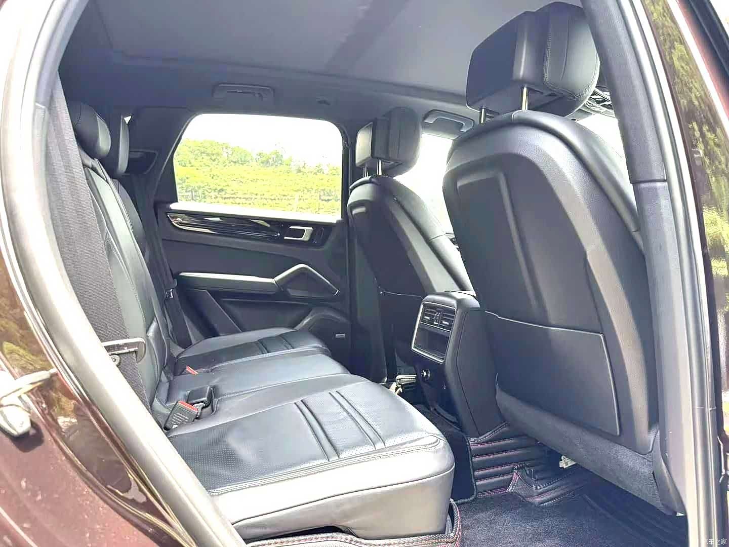 Porsche Cayenne, 2019 10
