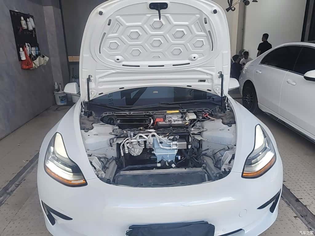 Tesla Model 3, 2020 20