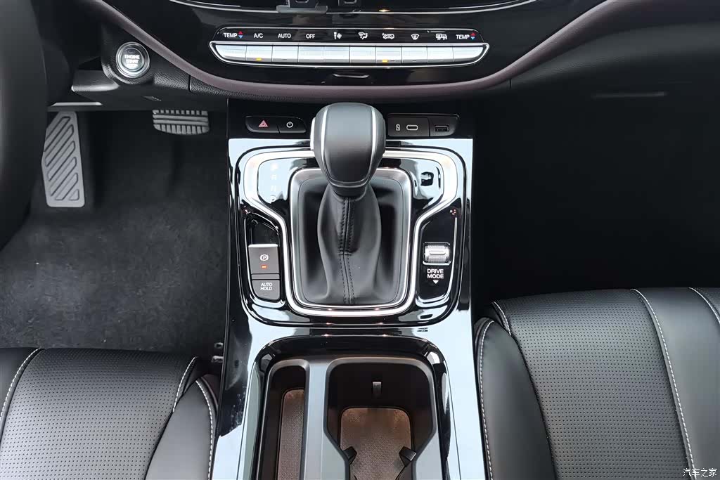 Trumpchi M6, 2025 16