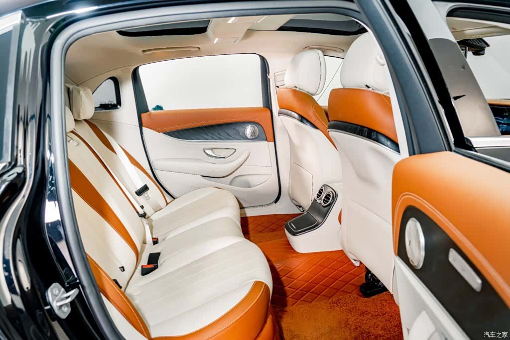 Mercedes-Benz E-Class, 2023 20