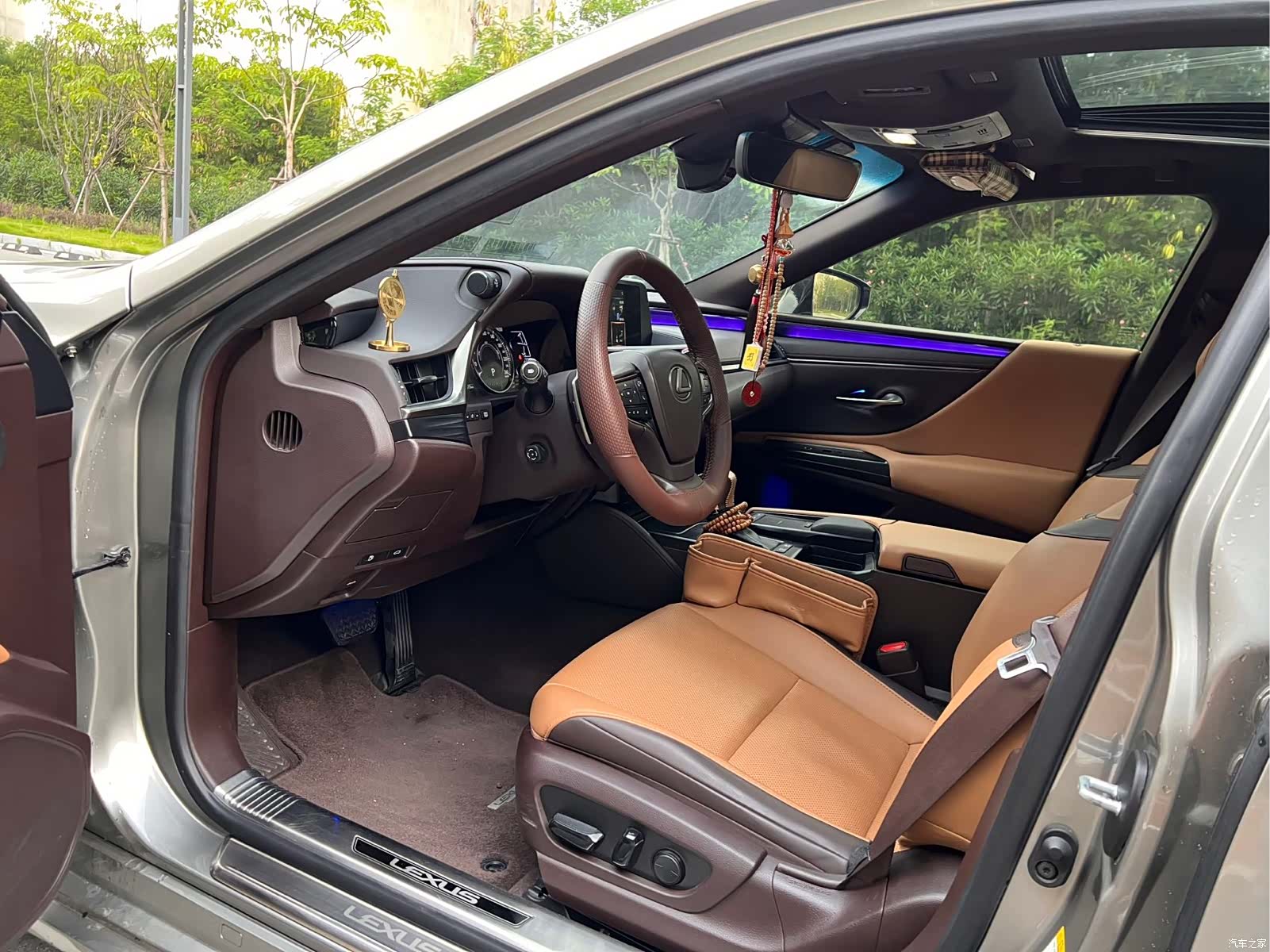 Lexus ES, 2019 6