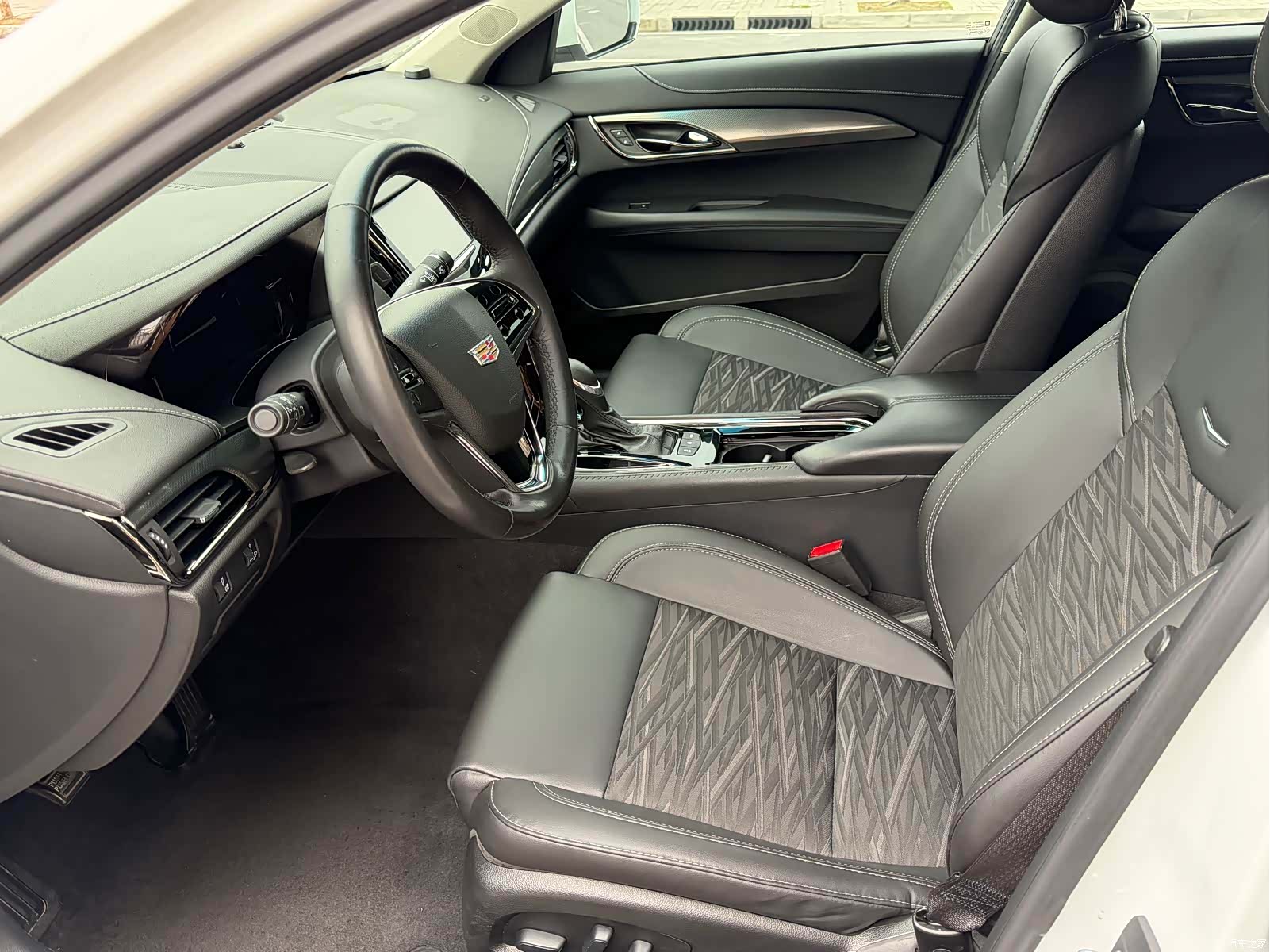 Cadillac ATS-L, 2017 3