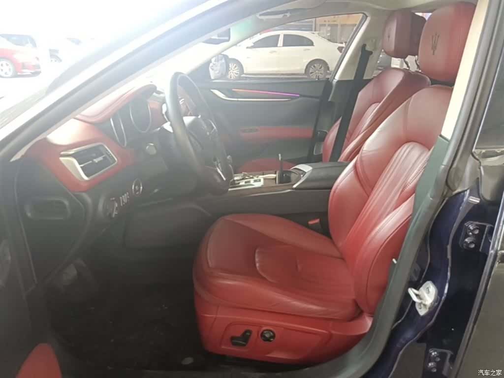 Maserati Ghibli, 2016 15