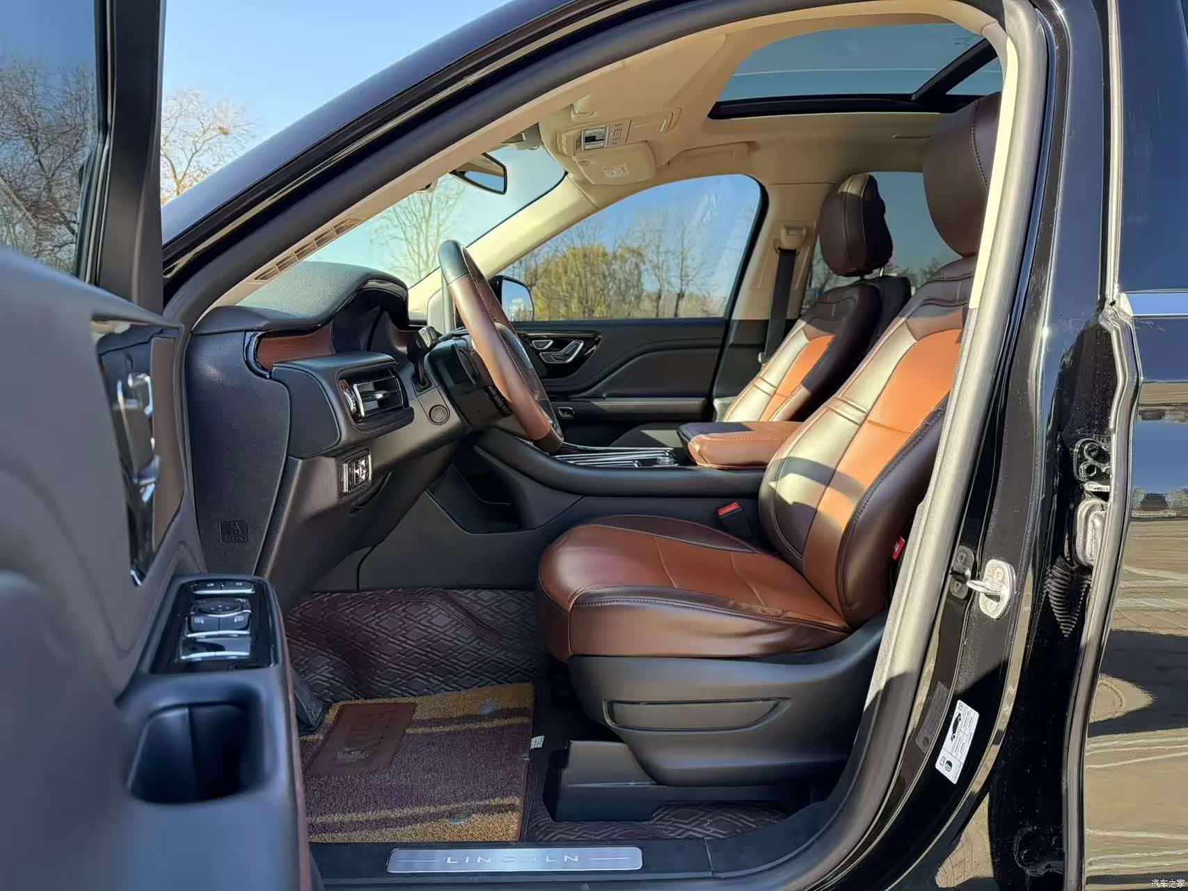 Lincoln Aviator, 2021 11