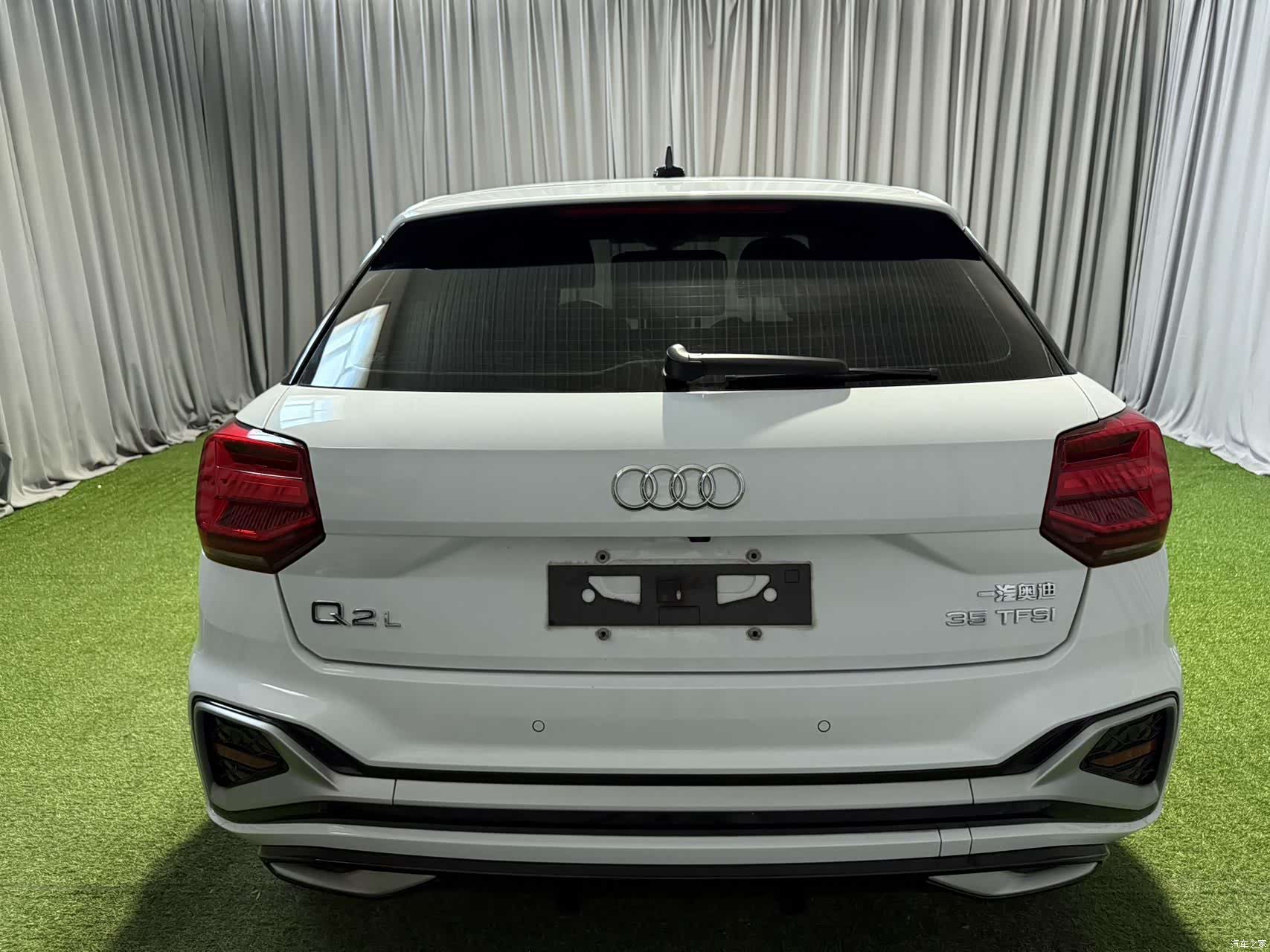 Audi Q2L, 2022 4