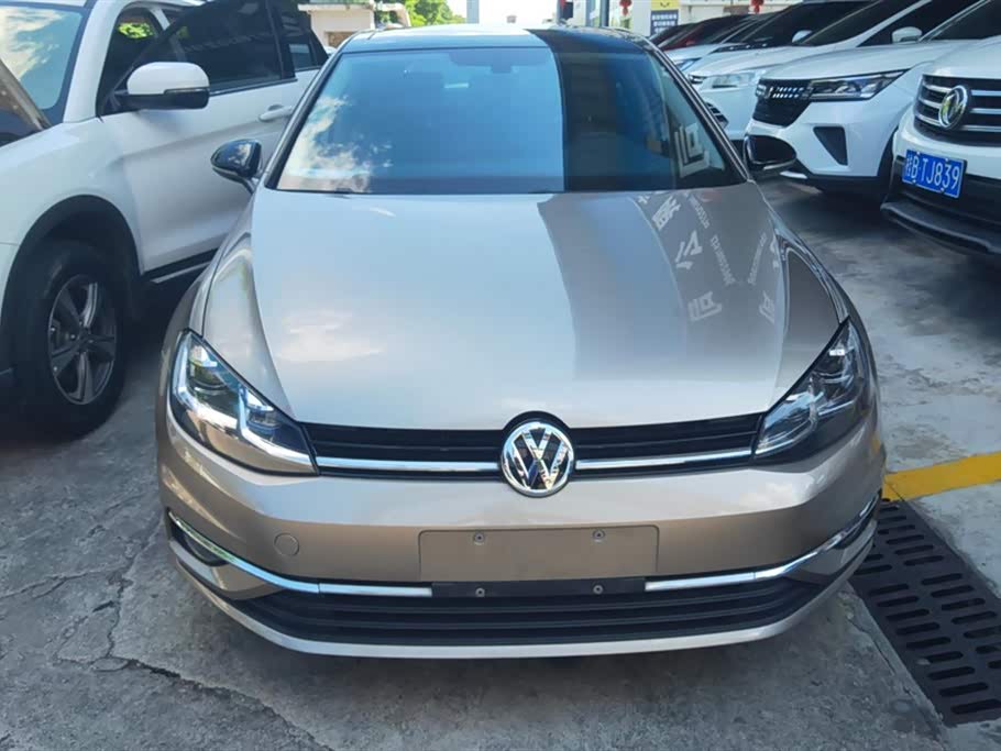 Volkswagen golf