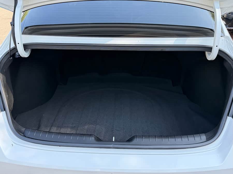 Hyundai Elantra 2022, фото 11