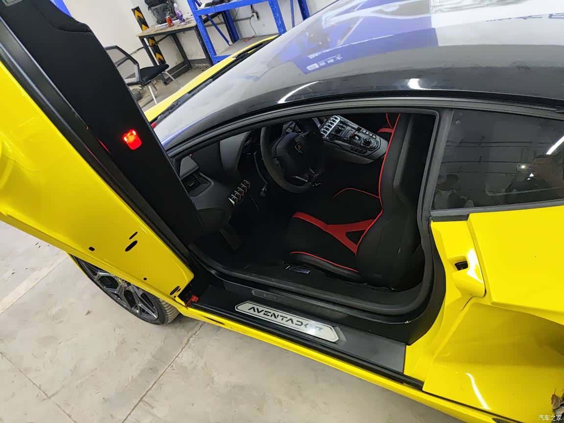 Lamborghini Aventador, 2013 8