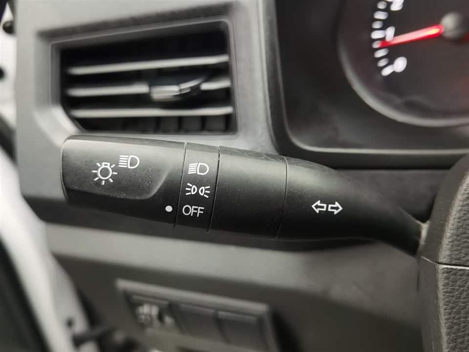 Wuling Wuling Hongguang PLUS