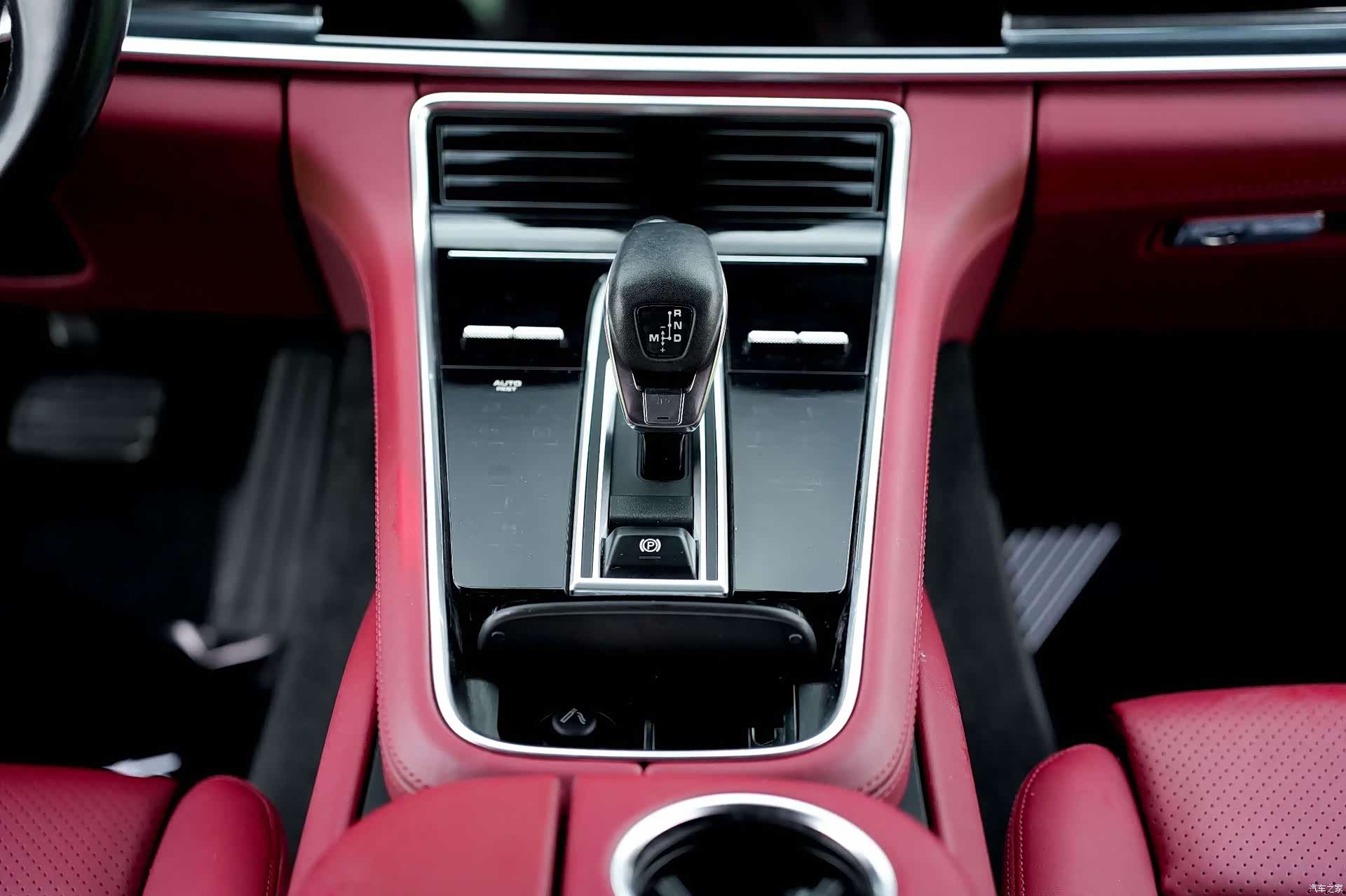 Porsche Panamera, 2019 8